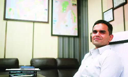 മുംബൈ ലഹരിക്കേസ്: സമീർ വാങ്കഡെയ്ക്ക് എതിരെ ഉയർന്ന ആരോപണങ്ങളിൽ വിജിലൻസ് അന്വേഷണം മുംബൈ ലഹരിക്കേസ്: സമീർ വാങ്കഡെയ്ക്ക് എതിരെ ഉയർന്ന ആരോപണങ്ങളിൽ വിജിലൻസ് അന്വേഷണം