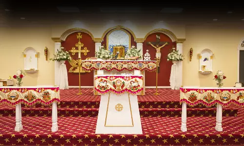 കുർബാന ഏകീകരണത്തിനെതിരെ അങ്കമാലി അതിരൂപതയുടെ പ്രമേയം