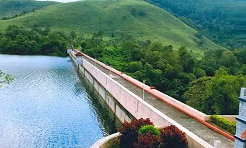 തമിഴ്നാട് സമ്മതിച്ചു; മുല്ലപ്പരിയാറിലെ ജലനിരപ്പ് 138 അടിയായി നിലനിർത്തും തമിഴ്നാട് സമ്മതിച്ചു; മുല്ലപ്പരിയാറിലെ ജലനിരപ്പ് 138 അടിയായി നിലനിർത്തും