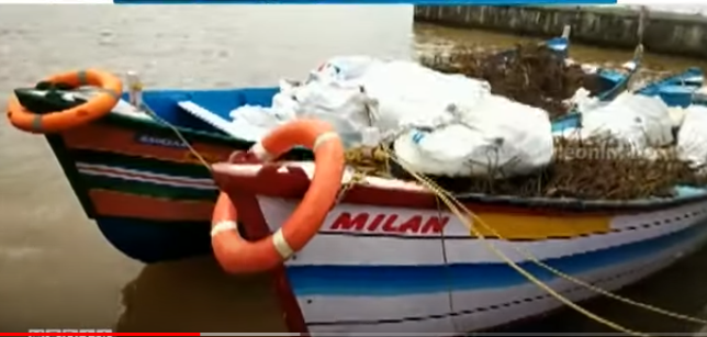 കേരള തീരത്ത് കൃത്രിമ പാരുകൾ നിർമിച്ചുള്ള മത്സ്യവേട്ട സജീവം