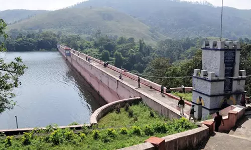 മുല്ലപ്പെരിയാര്‍ ഡാം ജലനിരപ്പ് 137 അടി മതിയെന്ന് മേല്‍നോട്ട സമിതി