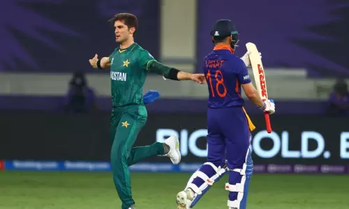 130 കിലോമീറ്റർ വേഗമുള്ള പന്തു കളിച്ചേ അവർക്ക് പരിചയമുള്ളൂ; തോൽവിയിൽ ഇന്ത്യയെ കുത്തി മാത്യു ഹെയ്ഡന് 130 കിലോമീറ്റർ വേഗമുള്ള പന്തു കളിച്ചേ അവർക്ക് പരിചയമുള്ളൂ; തോൽവിയിൽ ഇന്ത്യയെ കുത്തി മാത്യു ഹെയ്ഡന്