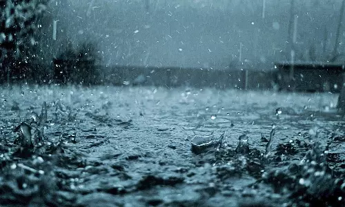 അറബിക്കടലിലെ ന്യൂനമർദം ചക്രവാതച്ചുഴിയായി മാറി; സംസ്ഥാനത്ത് നാളെ മുതല്‍ മഴ കനക്കും