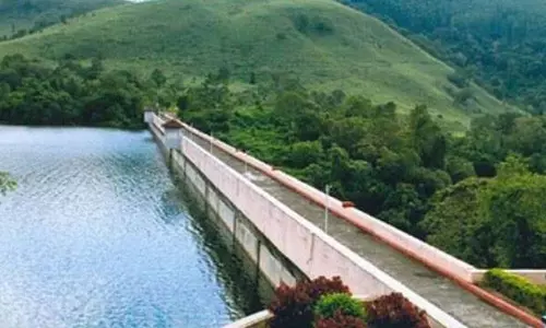 മുല്ലപ്പെരിയാർ അണക്കെട്ട് അൽപ്പസമയത്തിനകം തുറക്കും മുല്ലപ്പെരിയാർ അണക്കെട്ട് അൽപ്പസമയത്തിനകം തുറക്കും