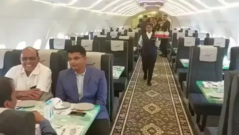 വിമാനത്തില്‍ പറന്ന് കഴിക്കാം, കിടിലന്‍ ആകാശ റസ്റ്റോറന്‍റിന്‍റെ വിശേഷങ്ങള്‍...