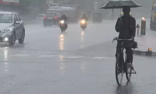 സംസ്ഥാനത്തെ ആറു ജില്ലകളിൽ പ്രഖ്യാപിച്ചിരുന്ന ഓറഞ്ച് അലർട്ട് പിൻവലിച്ചു; 12 ജില്ലകളിൽ യെല്ലോ അലർട്ട്