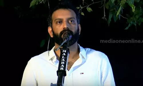 എന്‍റെ മുന്നിലെ ഏറ്റവും വലിയ വെല്ലുവിളി ഹിച്ച്കോക്കിന്‍റെ ആ പുഞ്ചിരിയായിരുന്നു: റമീസ് മുഹമ്മദ്