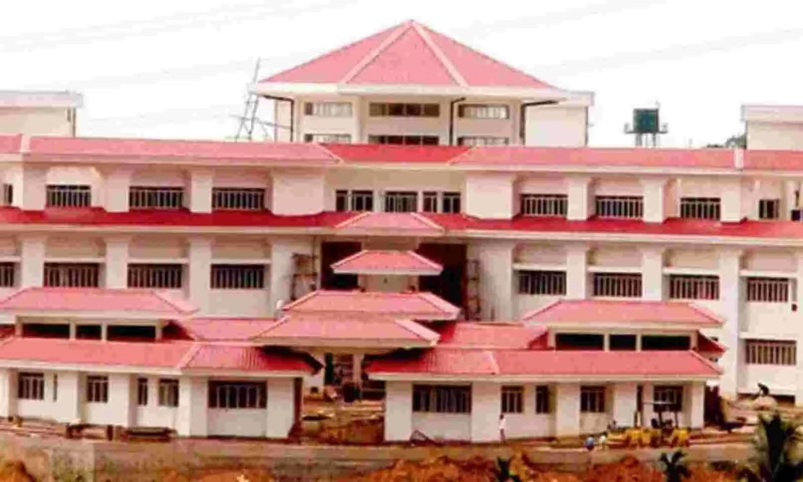 ത്രിപുരയിലെ വര്ഗീയ ആക്രമണങ്ങള്: ഹൈക്കോടതി സ്വമേധയാ കേസെടുത്തു ത്രിപുരയിലെ വര്ഗീയ ആക്രമണങ്ങള്: ഹൈക്കോടതി സ്വമേധയാ കേസെടുത്തു