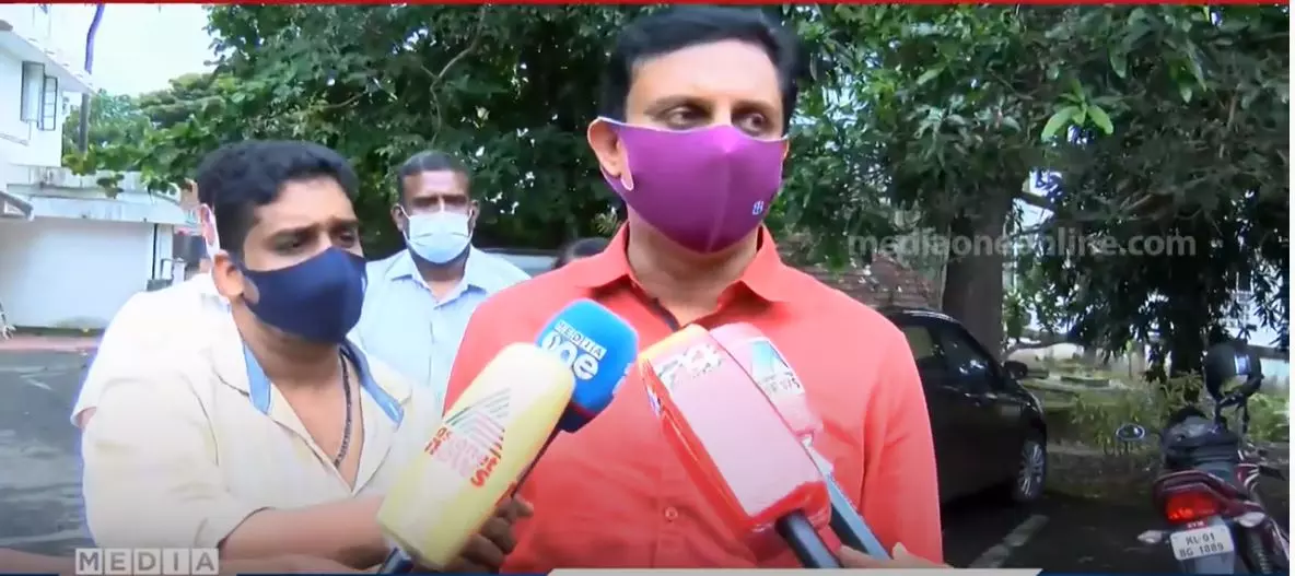 ഇങ്ങനെ പോയാൽ മതിയെന്ന് വിചാരിച്ചാൽ വെച്ച് പൊറുപ്പിക്കില്ല: റസ്റ്റ് ഹൗസിൽ മുഹമ്മദ് റിയാസിന്‍റെ മിന്നല്‍ പരിശോധന