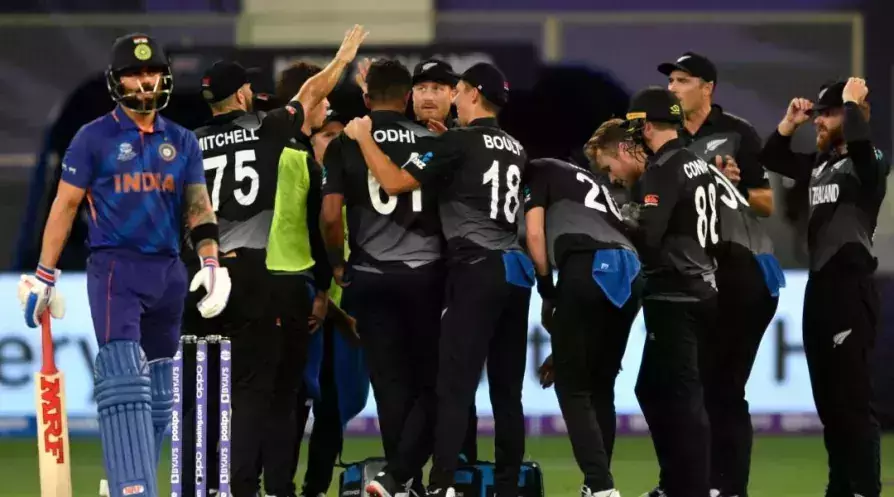 ബാറ്റിങ് മറന്ന് ഇന്ത്യ: ന്യൂസിലാൻഡിന്റെ വിജയലക്ഷ്യം 111 ബാറ്റിങ് മറന്ന് ഇന്ത്യ: ന്യൂസിലാൻഡിന്റെ വിജയലക്ഷ്യം 111