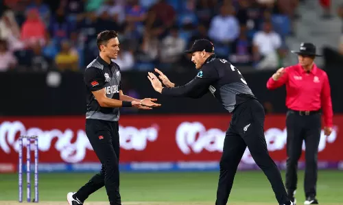 ന്യൂസിലാൻഡിനെതിരെ ഇന്ത്യ തോറ്റു: പ്രതീക്ഷകൾ ഇനി കണക്കിൽ.