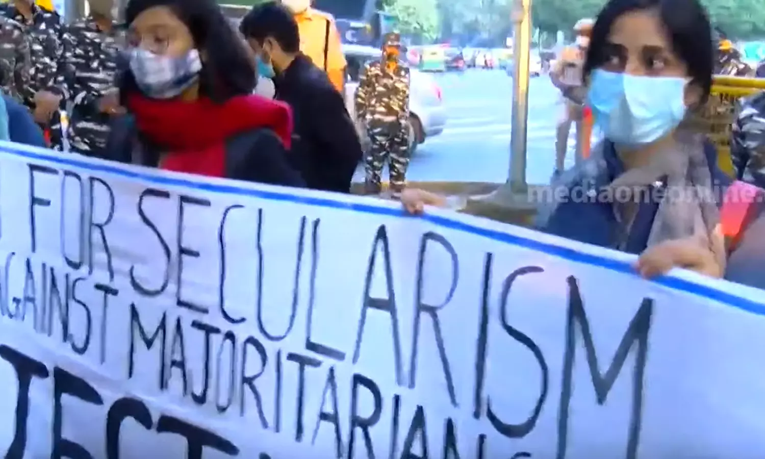 ത്രിപുര ആക്രമണത്തില് ഡല്ഹിയില് വിദ്യാര്ഥി പ്രതിഷേധം തുടരുന്നു ത്രിപുര ആക്രമണത്തില് ഡല്ഹിയില് വിദ്യാര്ഥി പ്രതിഷേധം തുടരുന്നു