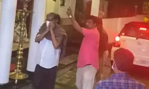 രജനികാന്ത് ആശുപത്രി വിട്ടു രജനികാന്ത് ആശുപത്രി വിട്ടു