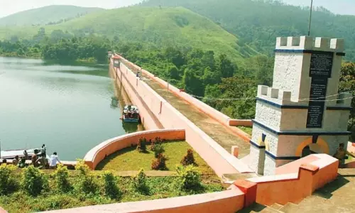 മുല്ലപ്പെരിയാറിൽ പുതിയ ഡാം വേണമെന്ന് പ്രതിപക്ഷം