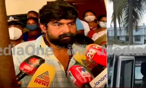 ഞാൻ സ്ത്രീകളോട് മോശമായി പെരുമാറിയെന്നോ?എന്‍റെ അമ്മ കോൺഗ്രസുകാരിയാടോ: ജോജു ജോര്‍ജ്