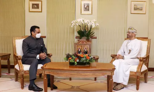 ഒമാനിലെ ഇന്ത്യൻ അംബാസിഡറായി അമിത് നാരംഗ് ചുമതലയേറ്റു