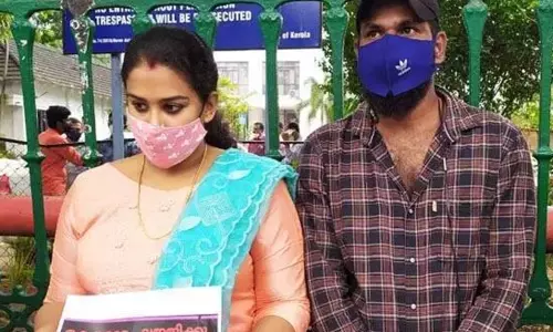 ദത്ത് വിവാദം: അനുപമ ഹരജി പിൻവലിച്ചു