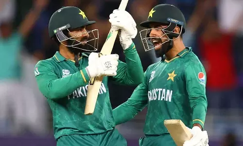 നമീബിയയും കടന്ന് പാകിസ്താൻ; 45 റൺസിന്റെ തകർപ്പൻ ജയം നമീബിയയും കടന്ന് പാകിസ്താൻ; 45 റൺസിന്റെ തകർപ്പൻ ജയം