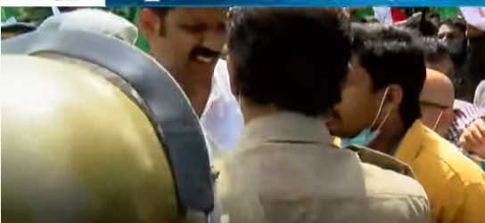 വെല്‍ഫെയര്‍ പാര്‍ട്ടി പ്രതിഷേധത്തില്‍ സംഘര്‍ഷം