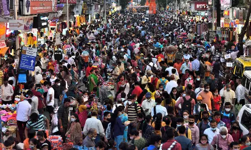 മഹാരാഷ്ട്രയിൽ കോവിഡ് മൂന്നാം തരംഗത്തിന് സാധ്യതയെന്ന് റിപ്പോർട്ട്