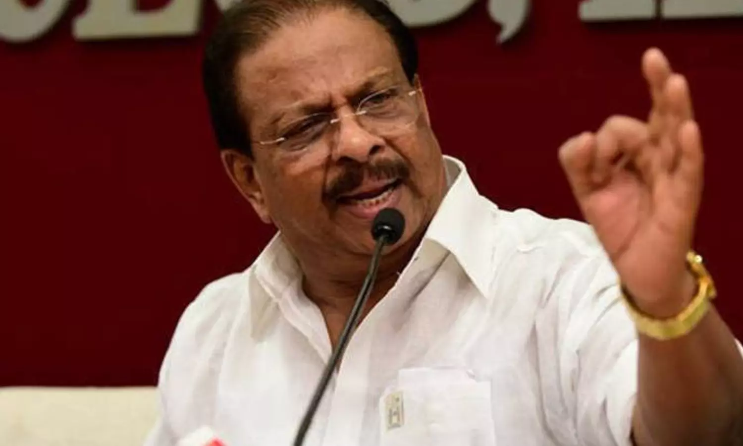 ഇന്ധന വിലവർധനവിനെതിരെ നവംബർ 11 ന് കോൺഗ്രസിന്റെ ചക്രസ്തംഭന സമരം ഇന്ധന വിലവർധനവിനെതിരെ നവംബർ 11 ന് കോൺഗ്രസിന്റെ ചക്രസ്തംഭന സമരം