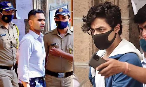 ആര്യൻ ഖാൻ ഉൾപ്പെട്ട മുംബൈ ലഹരിമരുന്ന് കേസിന്റെ അന്വേഷണ ചുമതലയിൽ നിന്നും സമീർ വാങ്കഡെയെ മാറ്റി