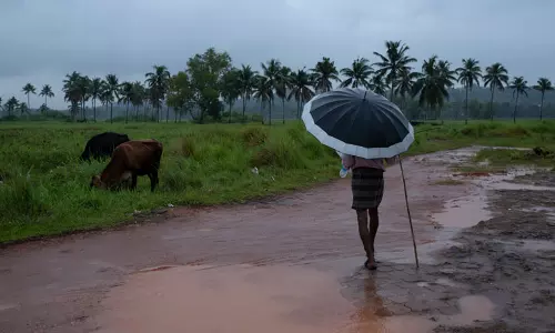 ചൊവ്വാഴ്ച വരെ ഇടിമിന്നലോടു കൂടിയ മഴയ്ക്ക് സാധ്യത; മുല്ലപ്പെരിയാറിലെ ജലനിരപ്പ് 138.60 അടിയില്‍