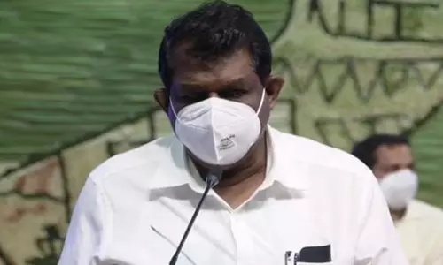 ജോലിക്കെത്തുന്ന കെ.എസ്.ആർ.ടി.സി ജീവനക്കാരെ തടഞ്ഞാൽ കർശന നടപടിയെന്ന് ആന്റണി രാജു ജോലിക്കെത്തുന്ന കെ.എസ്.ആർ.ടി.സി ജീവനക്കാരെ തടഞ്ഞാൽ കർശന നടപടിയെന്ന് ആന്റണി രാജു