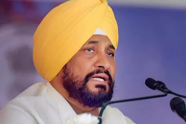 പെട്രോളിന് 96.16 രൂപ, ഡീസലിന് 84.80; പഞ്ചാബും ഇന്ധന വില കുറച്ചു