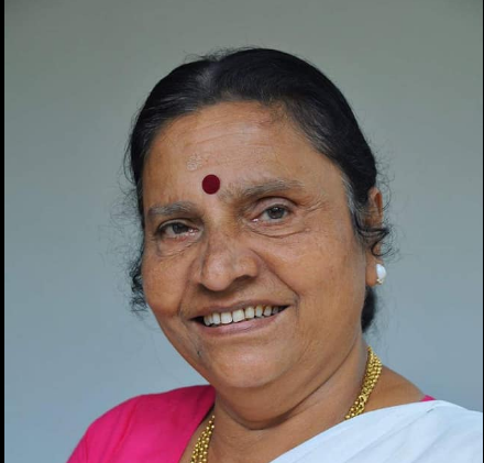 നടി കോഴിക്കോട് ശാരദ അന്തരിച്ചു