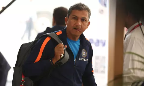 സഞ്ജയ് ബംഗാർ ആർ.സി.ബി കോച്ച് സഞ്ജയ് ബംഗാർ ആർ.സി.ബി കോച്ച്