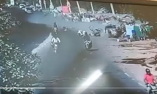 രാജസ്ഥാനിൽ കാർ ജനക്കൂട്ടത്തിന് നേരെ ഇടിച്ചു കയറി; മൂന്നു പേർ മരിച്ചു