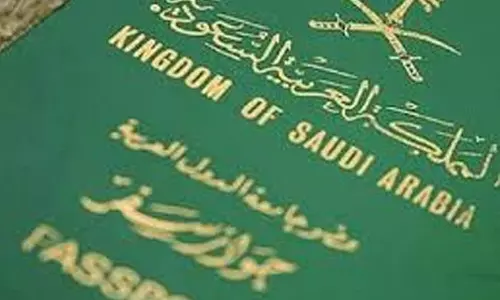 സൗദിയിൽ തൊഴിൽ വിസക്ക് തൊഴിൽ കരാർ നിർബന്ധമാക്കുന്നു; വിദേശ ജോലിക്കാർക്ക് ഗുണകരമാവും