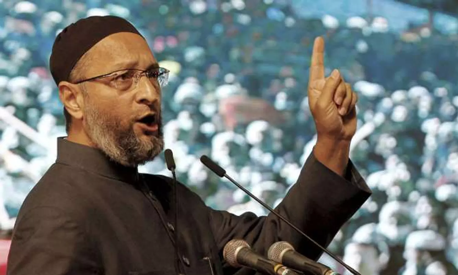 വിഭജനത്തിനു കാരണം കോൺഗ്രസ്, മുസ്ലിംകളെ പ്രതി ചേർക്കേണ്ട: ഉവൈസി വിഭജനത്തിനു കാരണം കോൺഗ്രസ്, മുസ്ലിംകളെ പ്രതി ചേർക്കേണ്ട: ഉവൈസി