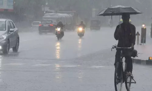 സംസ്ഥാനത്തെ പത്ത് ജില്ലകളിൽ യെല്ലോ അലർട്ട്