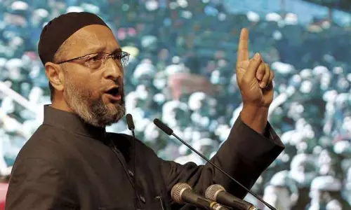 വിഭജനത്തിനു കാരണം കോൺഗ്രസ്, മുസ്‌ലിംകളെ പ്രതി ചേർക്കേണ്ട: ഉവൈസി