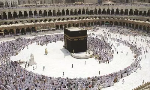 ഹറമില്‍ വിദേശഭാഷാ സഹായ പദ്ധതി; ഏഴ് വിദേശ ഭാഷകളിൽ സംശയം ദൂരീകരിക്കാം