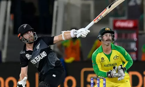 ആഞ്ഞടിച്ച് വില്യംസൺ: ന്യൂസിലാൻഡിന് പൊരുതാവുന്ന സ്കോർ ആഞ്ഞടിച്ച് വില്യംസൺ: ന്യൂസിലാൻഡിന് പൊരുതാവുന്ന സ്കോർ