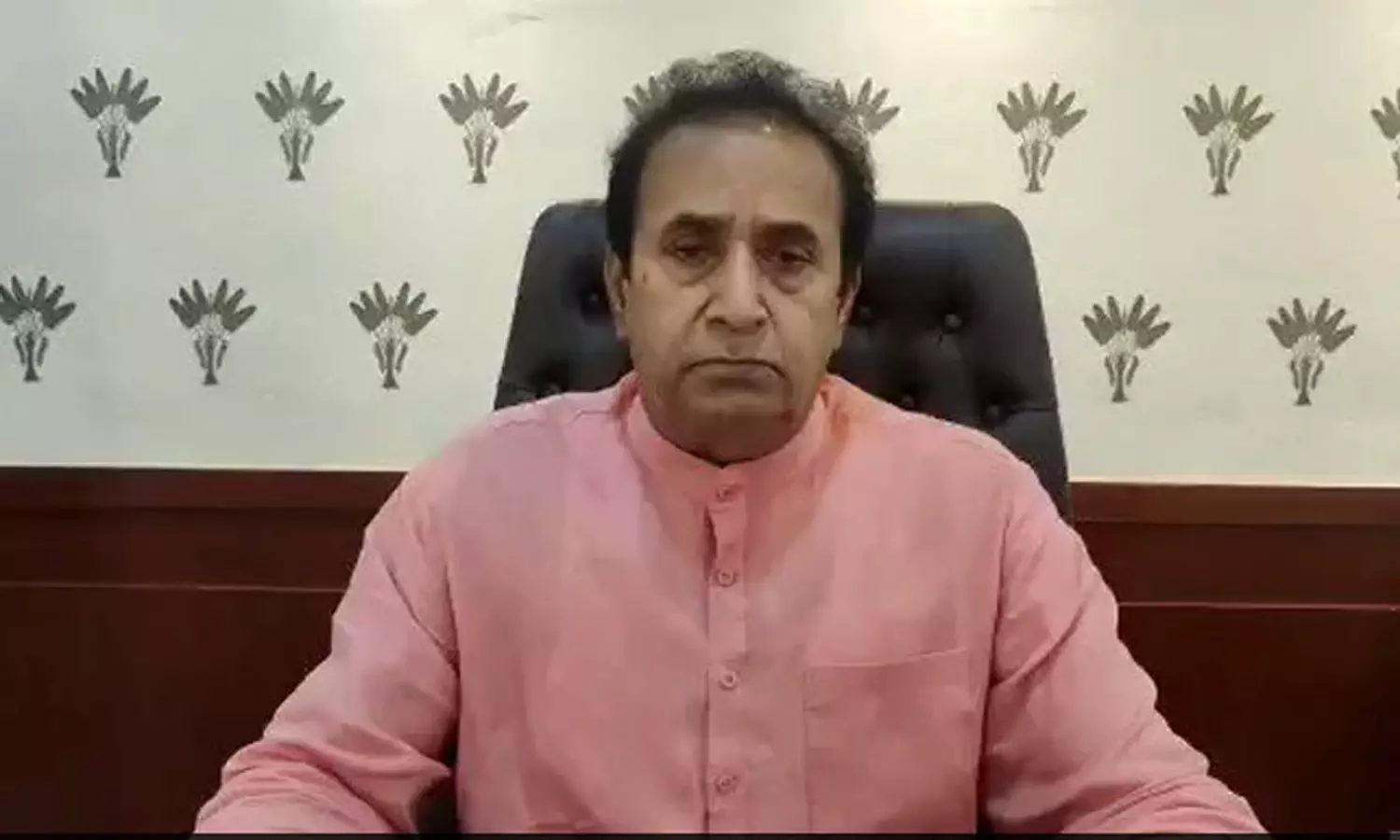 ആദ്യം ജയിലിലെ ഭക്ഷണം കഴിക്കൂ, ബാക്കി പിന്നെ ആലോചിക്കാം; മഹാരാഷ്ട്ര മുൻ ആഭ്യന്തരമന്ത്രിയോട് കോടതി