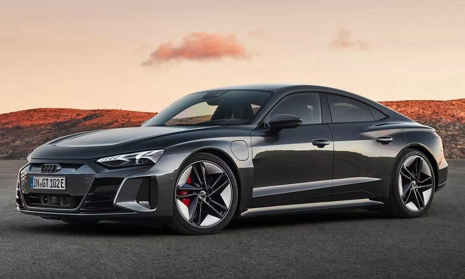 കാറുകളിലെ സുന്ദരിപ്പട്ടം ഓഡി ട്രോൺ ജിടിക്ക്