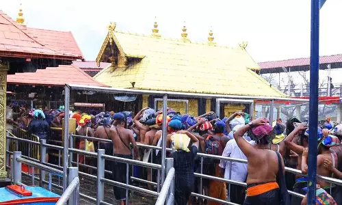 ശബരിമല ശ്രീകോവിലിനുള്ളിലെ ചോർച്ച; പരിഹരിക്കാനുള്ള ജോലികൾ നാളെ ആരംഭിക്കും