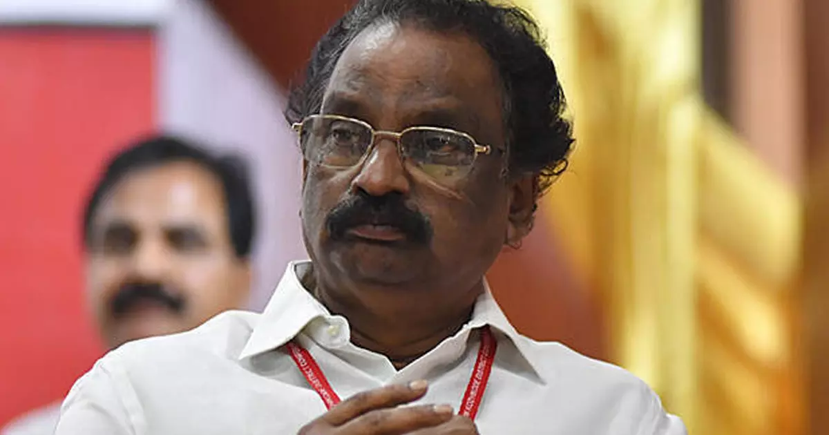 കണ്ണമ്പ്ര റൈസ് പാർക്ക് ഭൂമിയിടപാട്; എ.കെ ബാലനെതിരെ ഏരിയ സമ്മേളനത്തില് വിമര്ശനം കണ്ണമ്പ്ര റൈസ് പാർക്ക് ഭൂമിയിടപാട്; എ.കെ ബാലനെതിരെ ഏരിയ സമ്മേളനത്തില് വിമര്ശനം