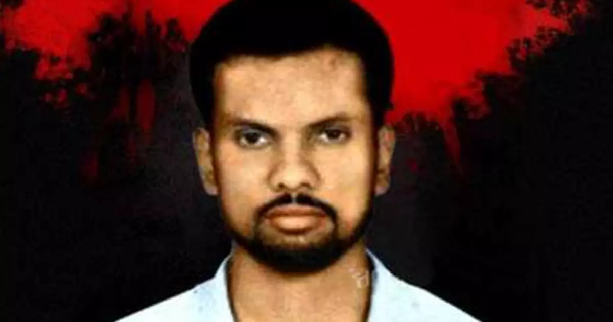 ഫസൽ വധക്കേസില് പൊലീസ് കുപ്പി സുബീഷിന്റെ കള്ളമൊഴി രേഖപ്പെടുത്തിയതായി സി.ബി.ഐ ഫസൽ വധക്കേസില് പൊലീസ് കുപ്പി സുബീഷിന്റെ കള്ളമൊഴി രേഖപ്പെടുത്തിയതായി സി.ബി.ഐ