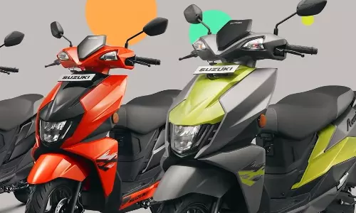 വാട്‌സാപ്പ് അലേര്‍ട്ട് വരെ സ്‌ക്രീനിൽ; ഇത് പുതിയ സുസുക്കി അവെനിസ് 125