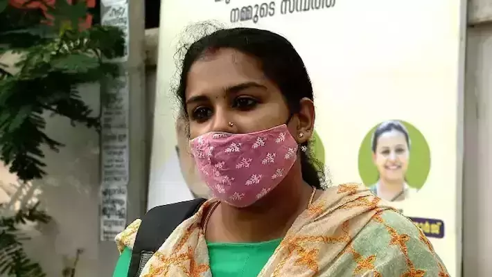 ഷിജുഖാനെ പുറത്താക്കി ക്രിമിനൽ കേസ് എടുക്കണമെന്ന് അനുപമ