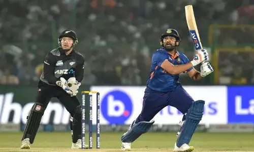 തകർത്തടിച്ച് രോഹിത്; ന്യൂസിലൻഡിന് 185 റൺസ് വിജയ ലക്ഷ്യം