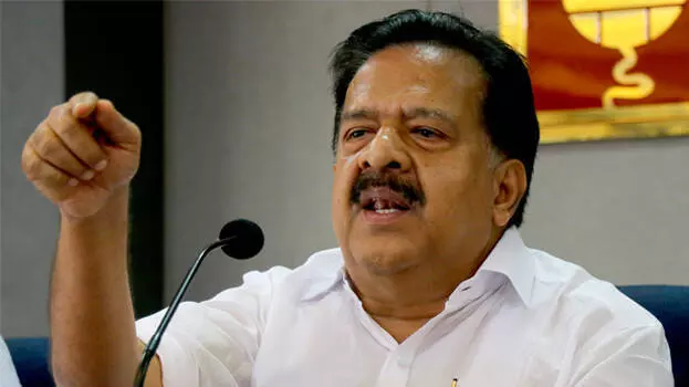 ഹലാൽ വിവാദം അനാവശ്യം; ബിജെപിയും സിപിഎമ്മും വർഗീയത ആളിക്കത്തിക്കുന്നു-ചെന്നിത്തല