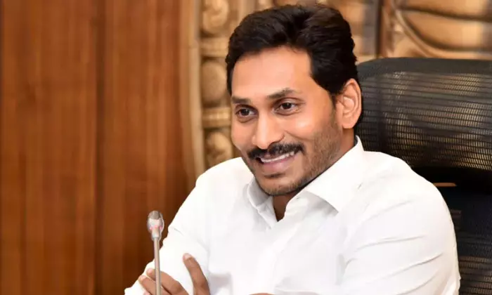 അമരാവതി ഇനി ആന്ധ്രയുടെ സ്ഥിരം തലസ്ഥാനം; മൂന്ന് തലസ്ഥാന ബില്ല് റദ്ദാക്കി അമരാവതി ഇനി ആന്ധ്രയുടെ സ്ഥിരം തലസ്ഥാനം; മൂന്ന് തലസ്ഥാന ബില്ല് റദ്ദാക്കി