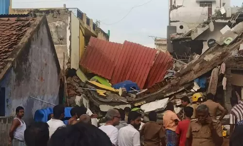 സേലത്ത് പാചകവാതക സിലിണ്ടർ പൊട്ടിത്തെറിച്ച് അഞ്ച് മരണം