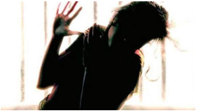 വസ്ത്രങ്ങള്‍ നന്നായി കഴുകാത്തതിന് ഒന്‍പതു വയസുകാരിയുടെ ദേഹത്ത് ചൂടുവെള്ളമൊഴിച്ചു; ബന്ധുവായ സ്ത്രീ പിടിയില്‍